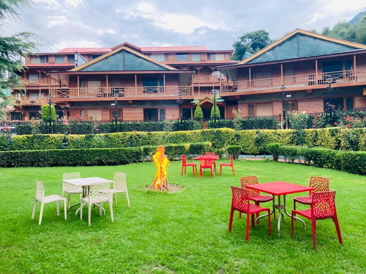 Snow Palm Resort, Manali Extérieur photo