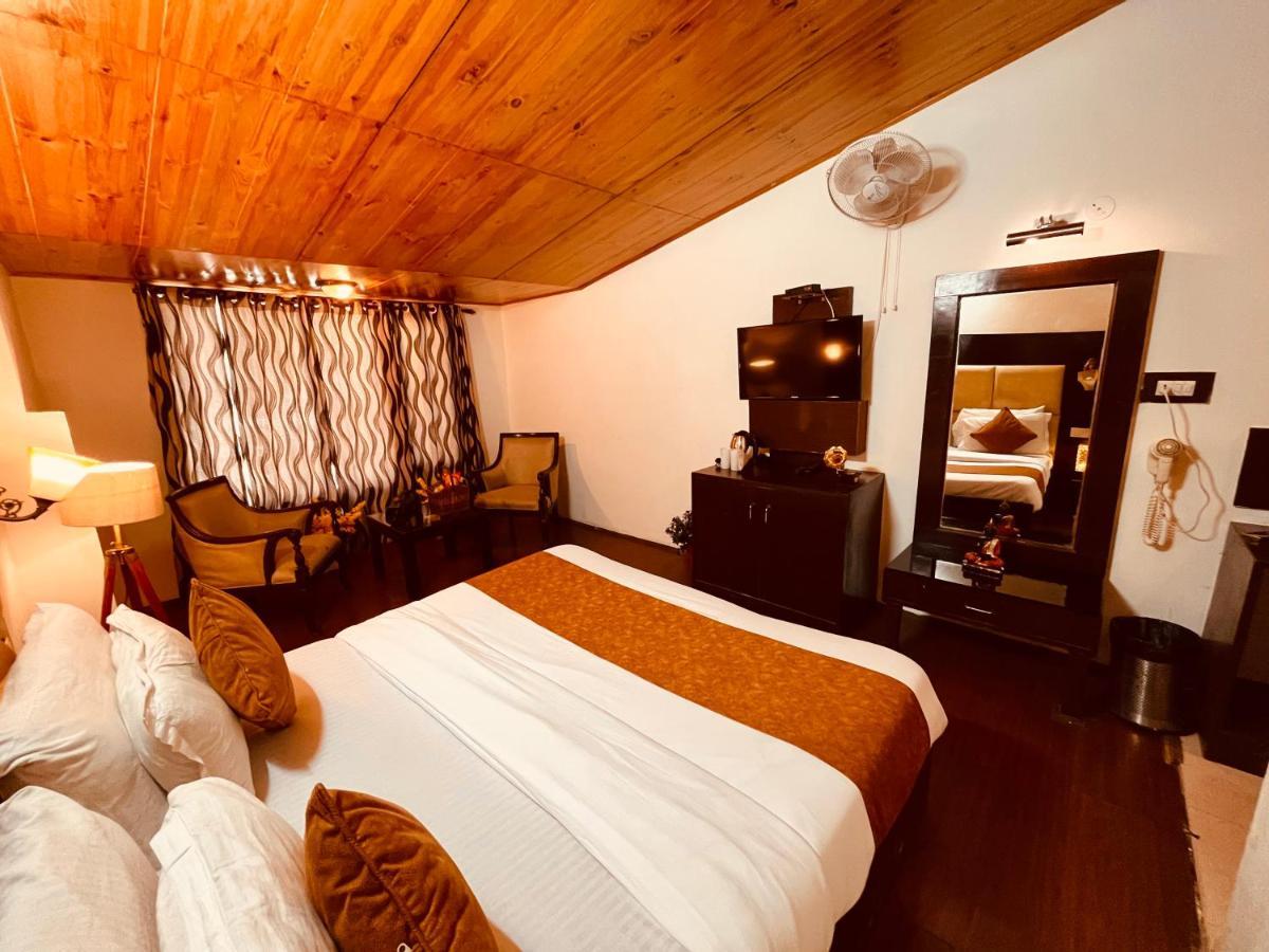 Snow Palm Resort, Manali Extérieur photo